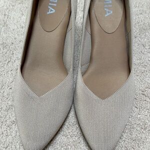 MIA Women's Taupe Heels